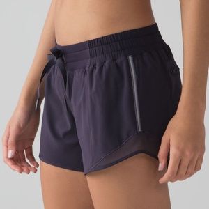 Lululemon - Hotty Hot Short